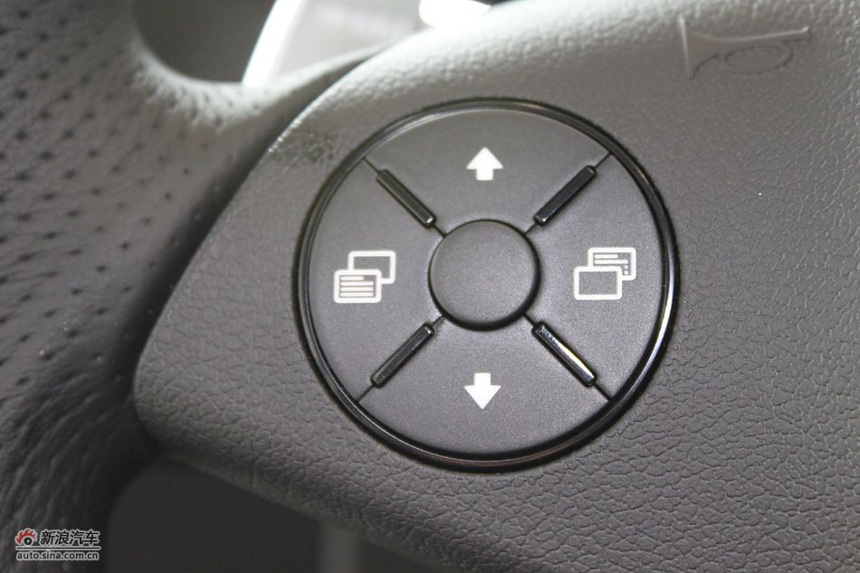 2010款CLC63AMG内饰