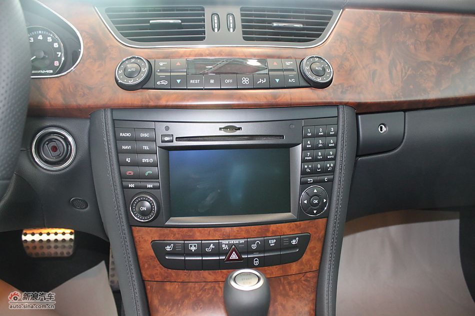 2010款CLC63AMG内饰
