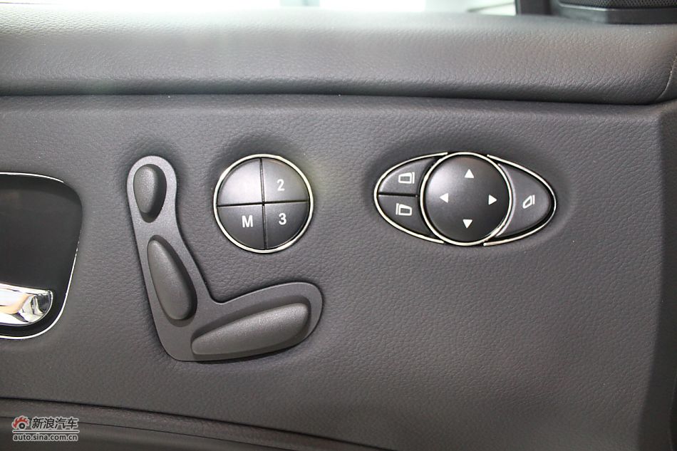 2010款CLC63AMG内饰