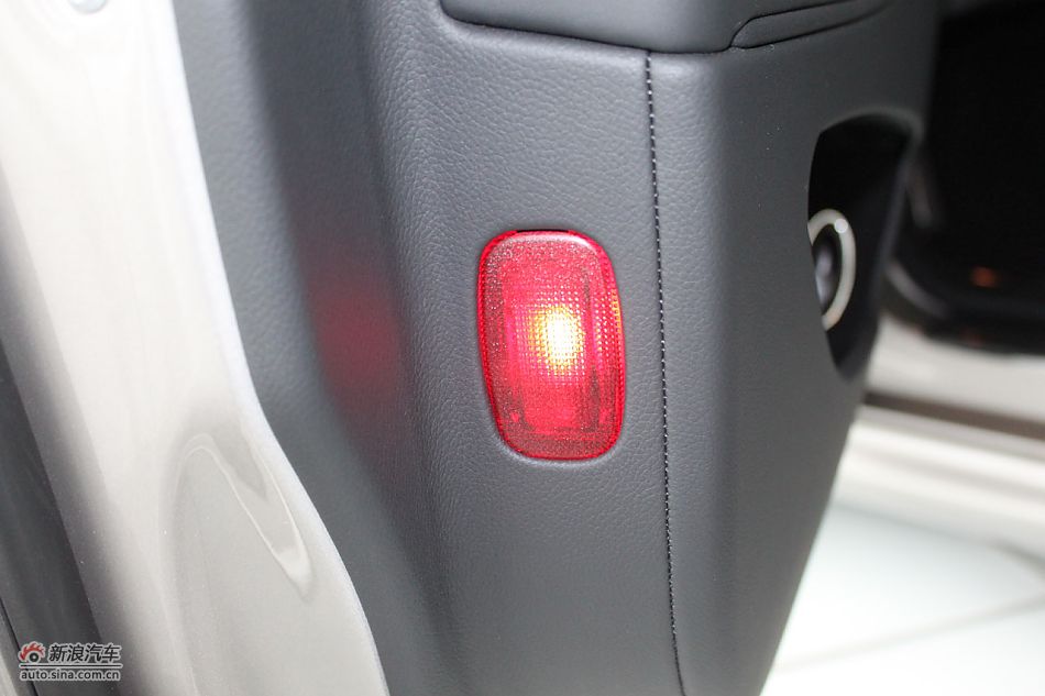 2010款CLC63AMG内饰