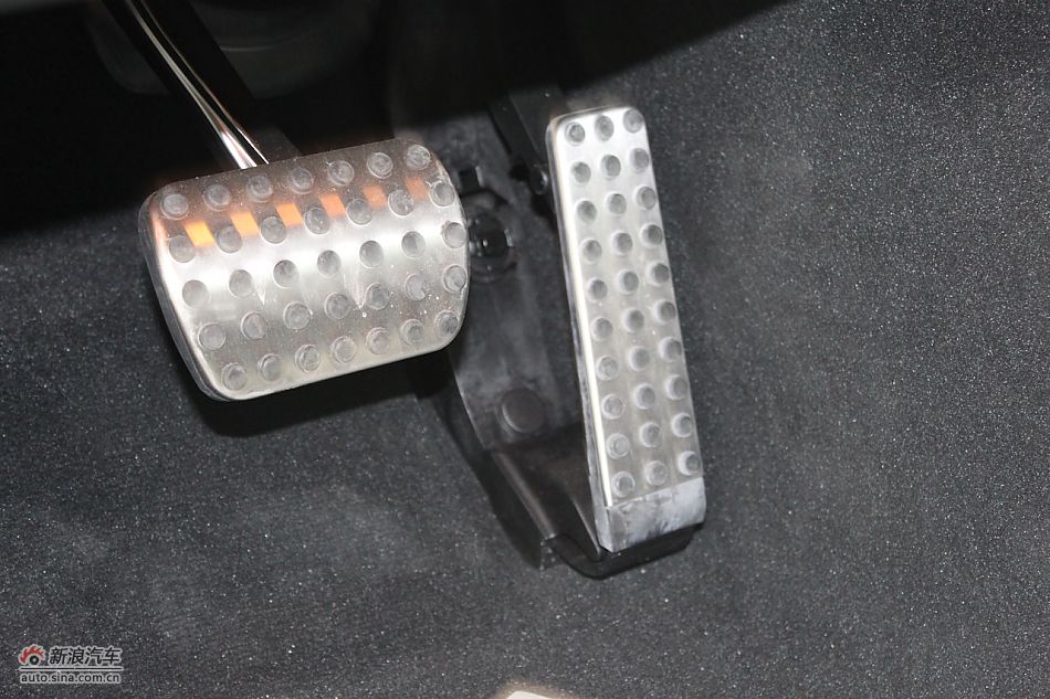 2010款CLC63AMG内饰