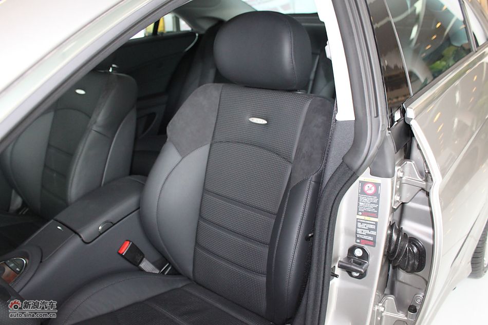 2010款CLC63AMG内饰