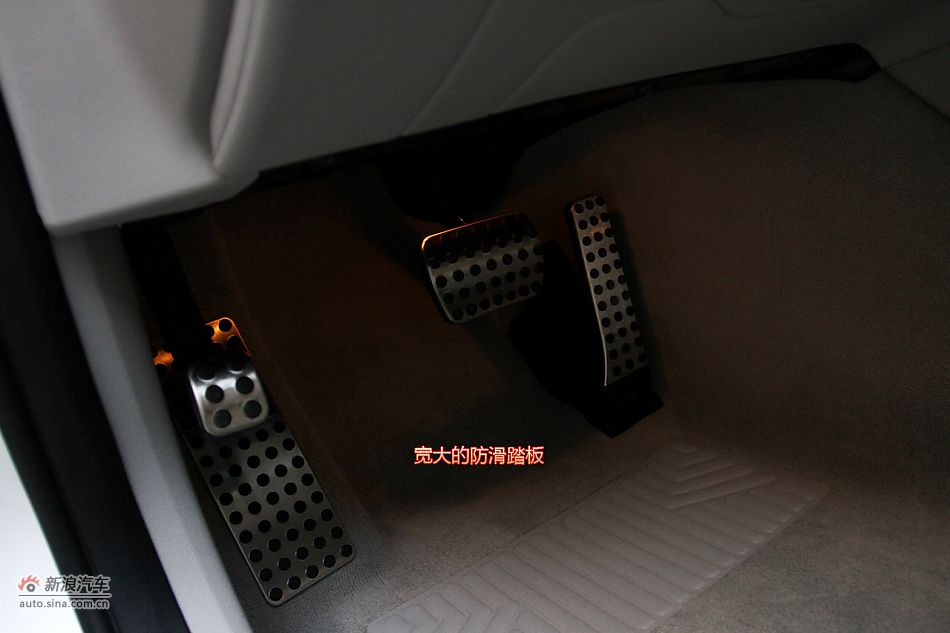 ͼⱼȫCLS 63 AMG˶γ