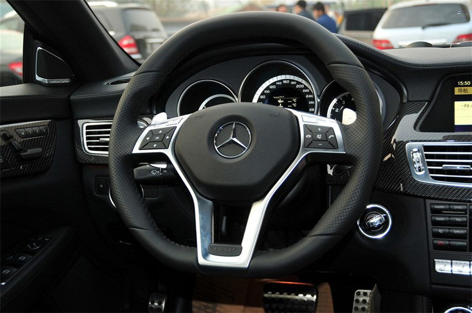 新奔驰CLS63 AMG 2012款 5.5L AT 内饰