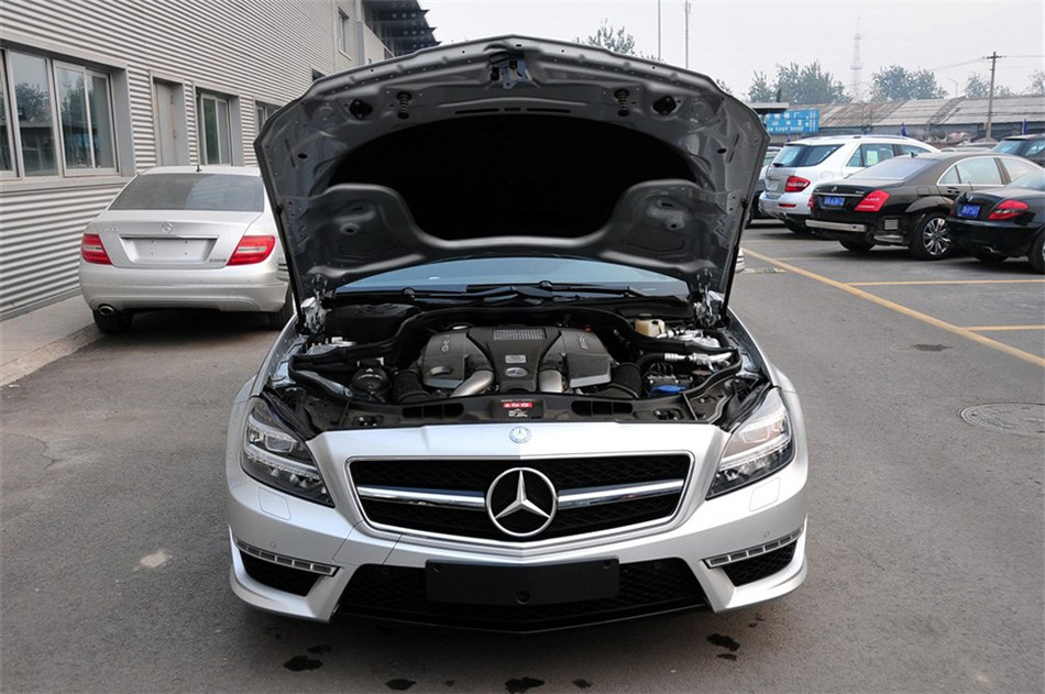 新奔驰CLS63 AMG 2012款 5.5L AT 引擎底盘