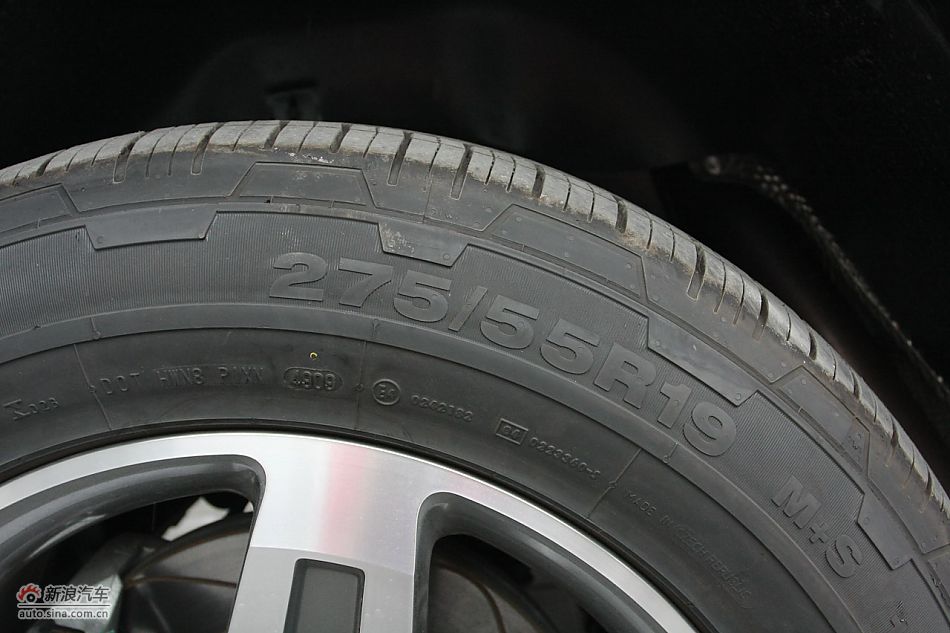 2010款G55 AMG发动机及底盘