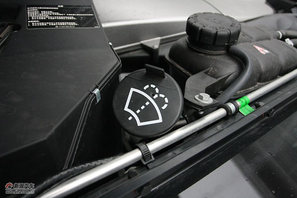 2010款G55 AMG发动机及底盘