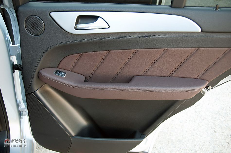 2012款梅赛德斯-奔驰 ML63 AMG