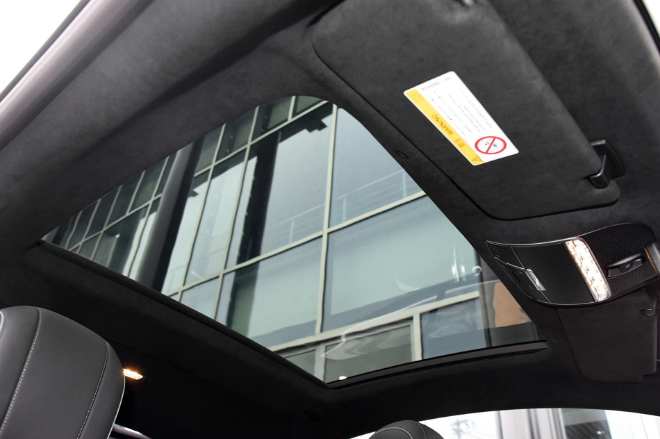 2018款 AMG S 63 4MATIC+ Coupe 座椅空间