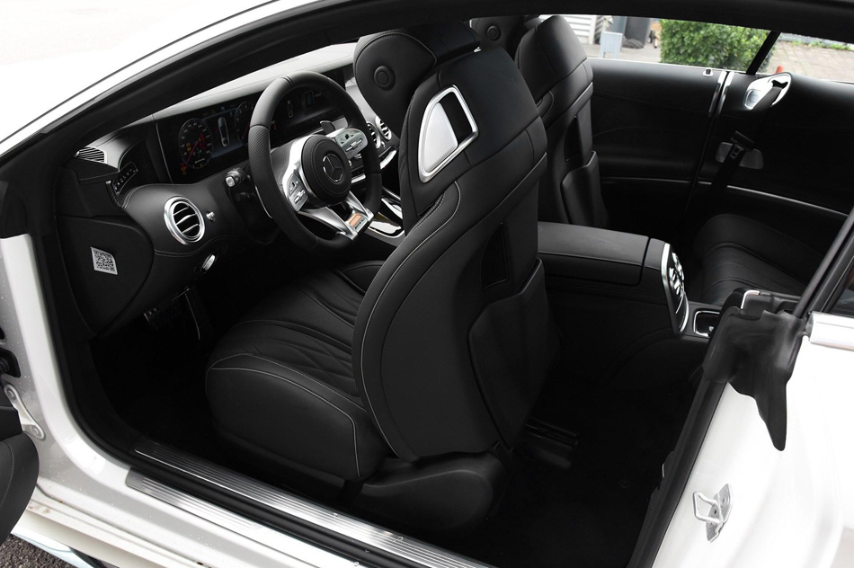 2018款 AMG S 63 4MATIC+ Coupe 座椅空间