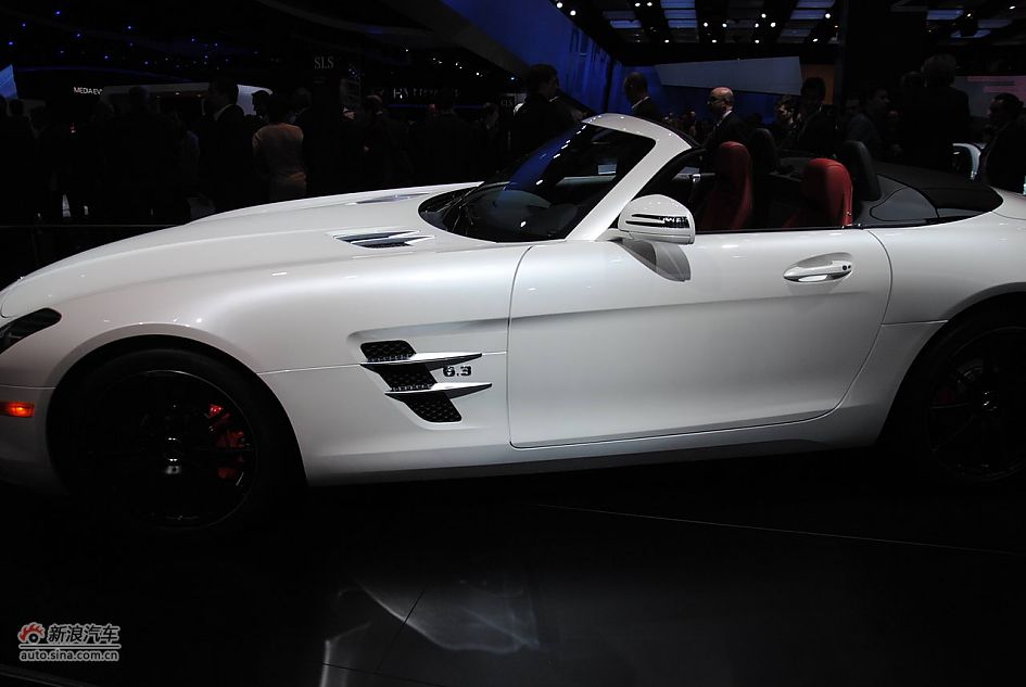 ÷˹ SLS AMG