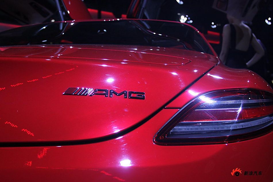 奔驰SLS AMG
