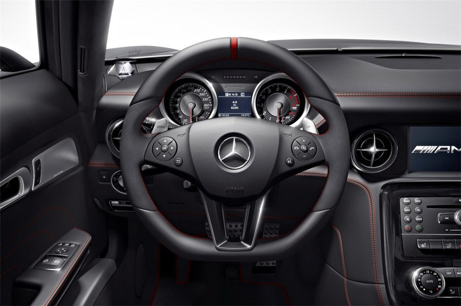 2013 SLS AMG 6.2L ˫ 45й 