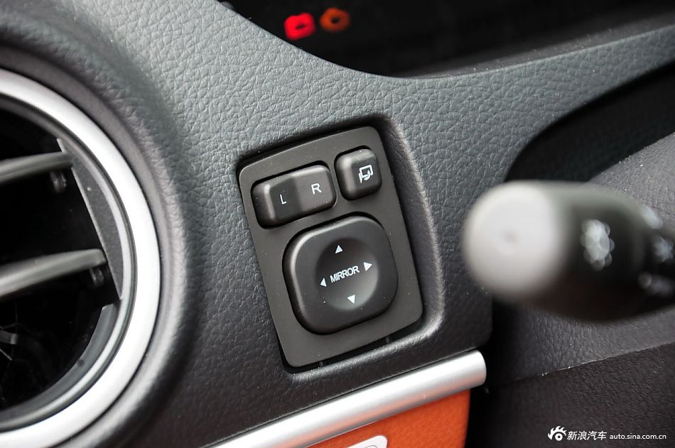 2011款大7 SUV实拍