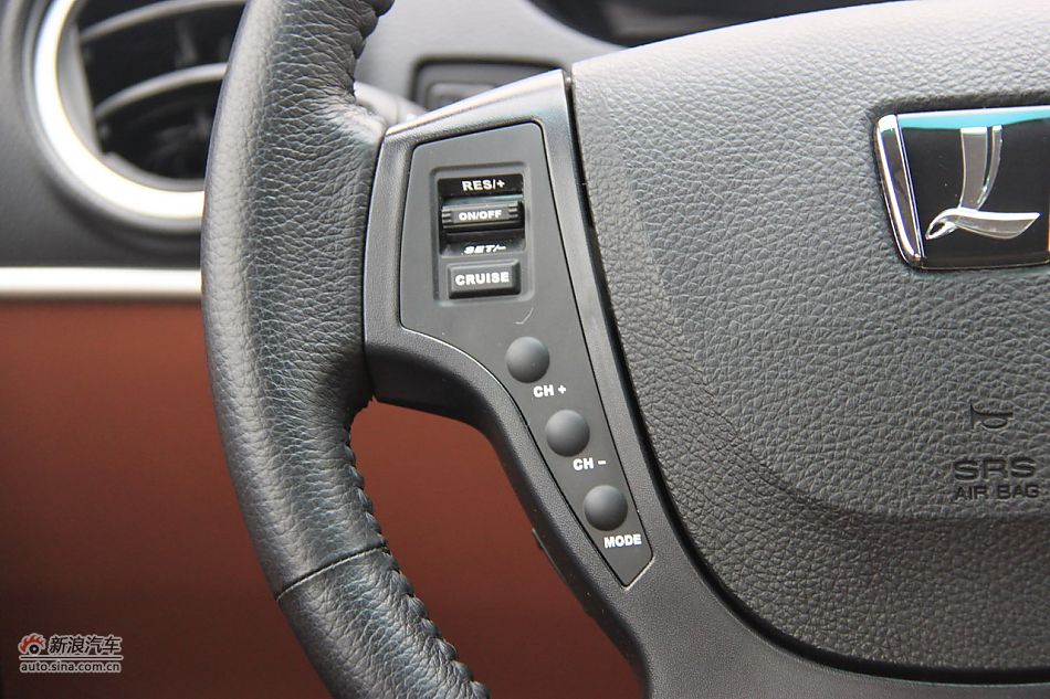 2011款纳智捷大7 SUV 2.2T自动旗舰型