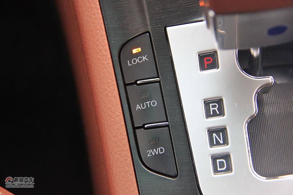 2011款纳智捷大7 SUV 2.2T自动旗舰型