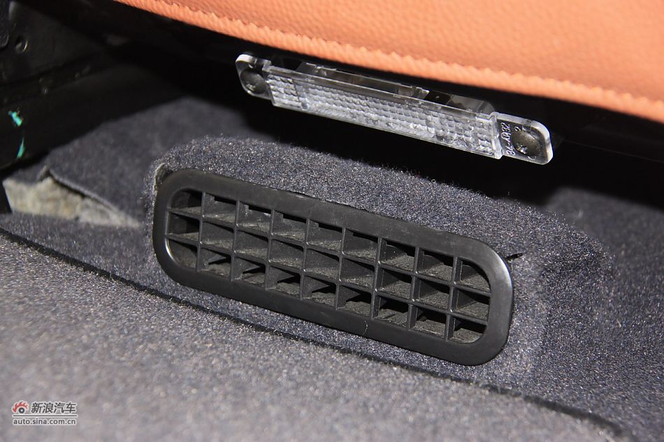 2011款纳智捷大7 SUV 2.2T自动旗舰型