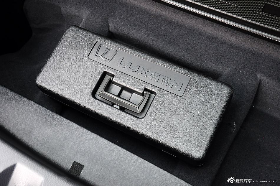 2011款大7 SUV实拍