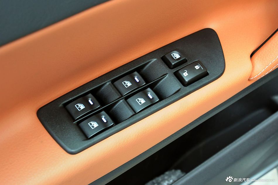 2011款大7 SUV实拍