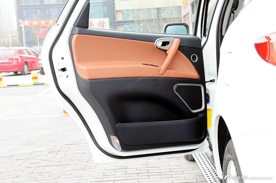 2011款大7 SUV实拍