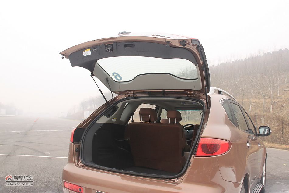 2011款纳智捷大7 SUV 2.2T自动旗舰型