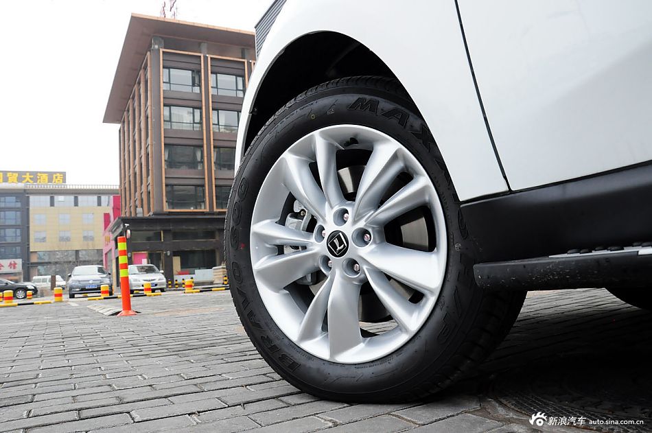 2011款大7 SUV实拍