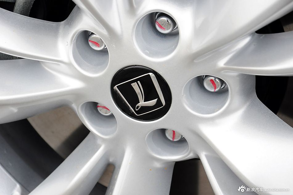 2011款大7 SUV实拍