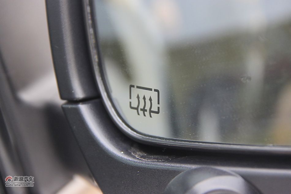 2011款纳智捷大7 SUV 2.2T自动旗舰型