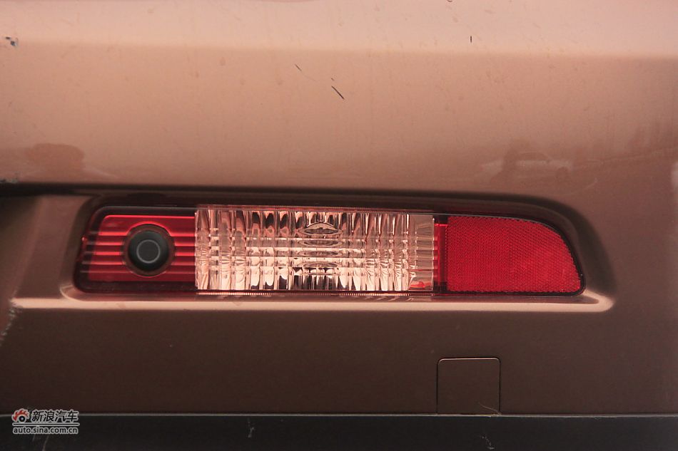 2011款纳智捷大7 SUV 2.2T自动旗舰型