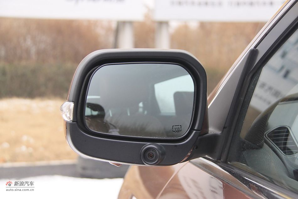 2011款纳智捷大7 SUV 2.2T自动旗舰型