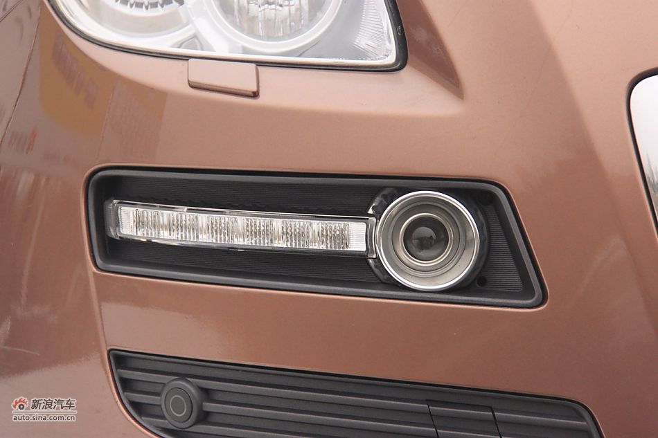 2011款纳智捷大7 SUV 2.2T自动旗舰型