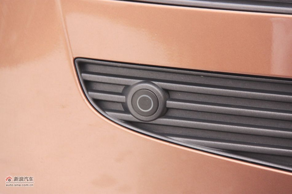 2011款纳智捷大7 SUV 2.2T自动旗舰型