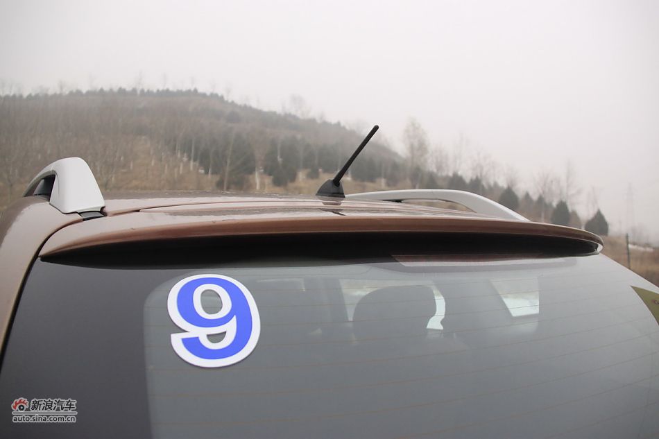 2011款纳智捷大7 SUV 2.2T自动旗舰型