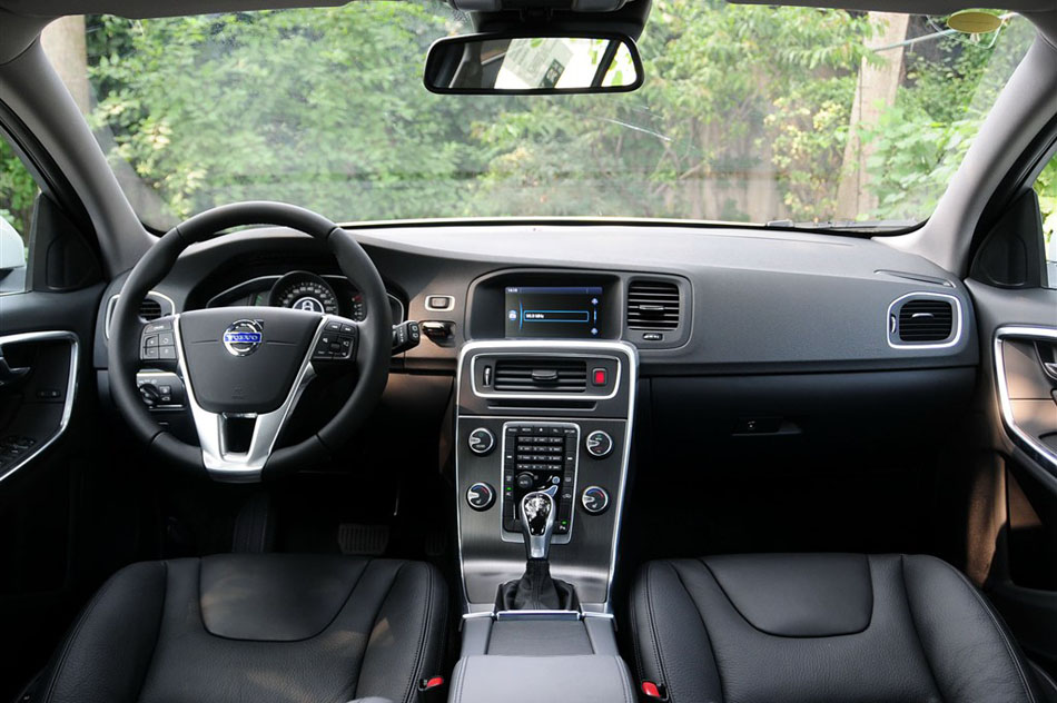 2014款 2.0T T5 智逸版 内饰