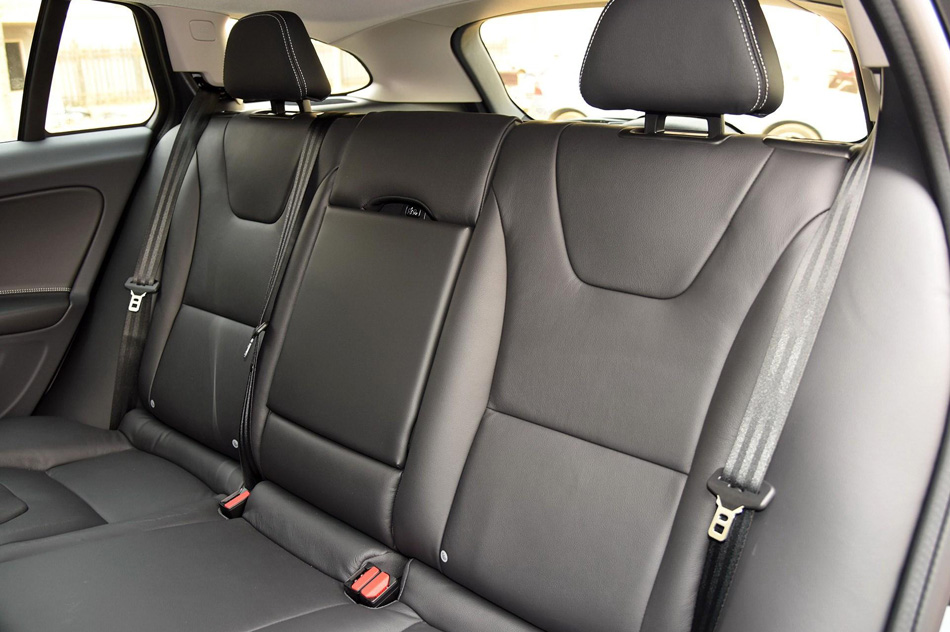 2017款 T5 智尊版 座椅空间