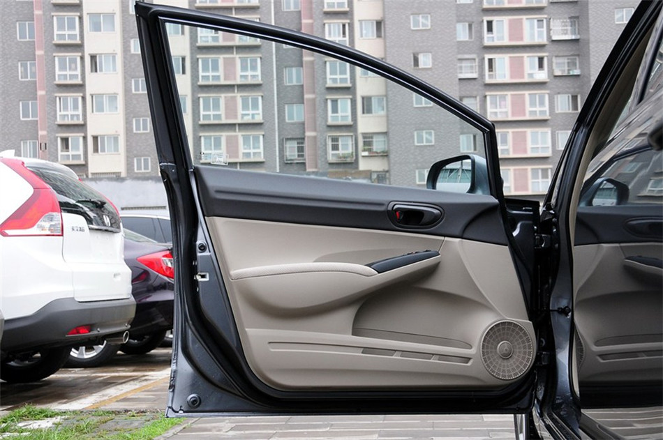 2012款思铭1.8L手动