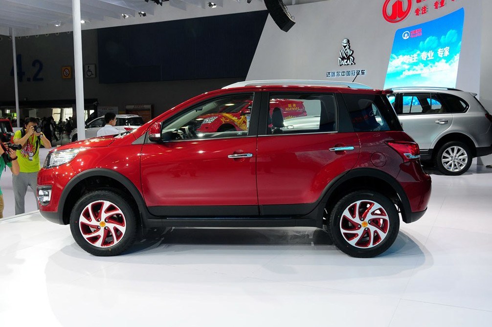 哈弗M4 2013款 1.5L MT 春节限量版 外观