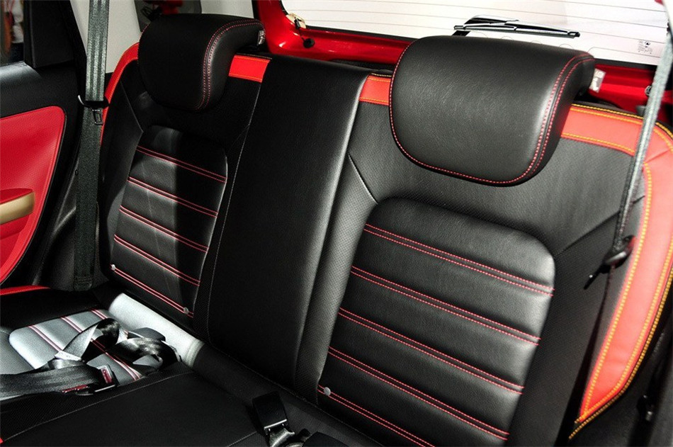 哈弗M4 2013款 1.5L MT 春节限量版 空间