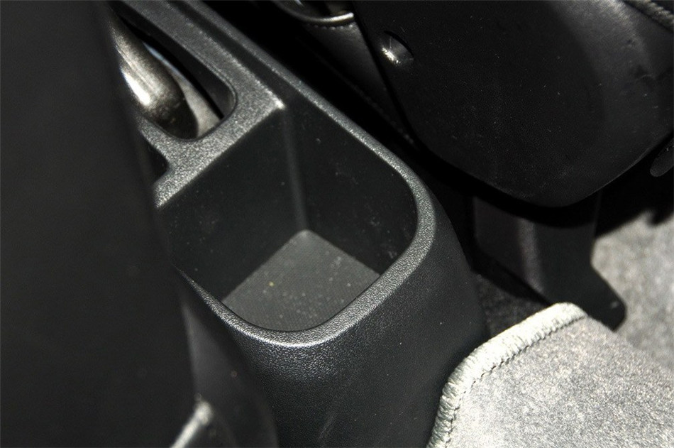 哈弗M4 2013款 1.5L MT 春节限量版 空间