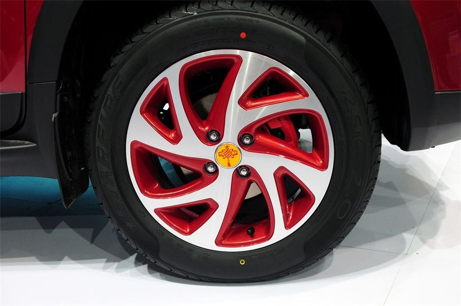 哈弗M4 2013款 1.5L MT 春节限量版 细节