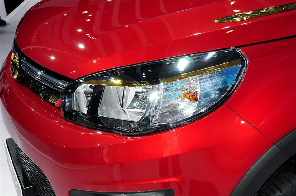 哈弗M4 2013款 1.5L MT 春节限量版 细节