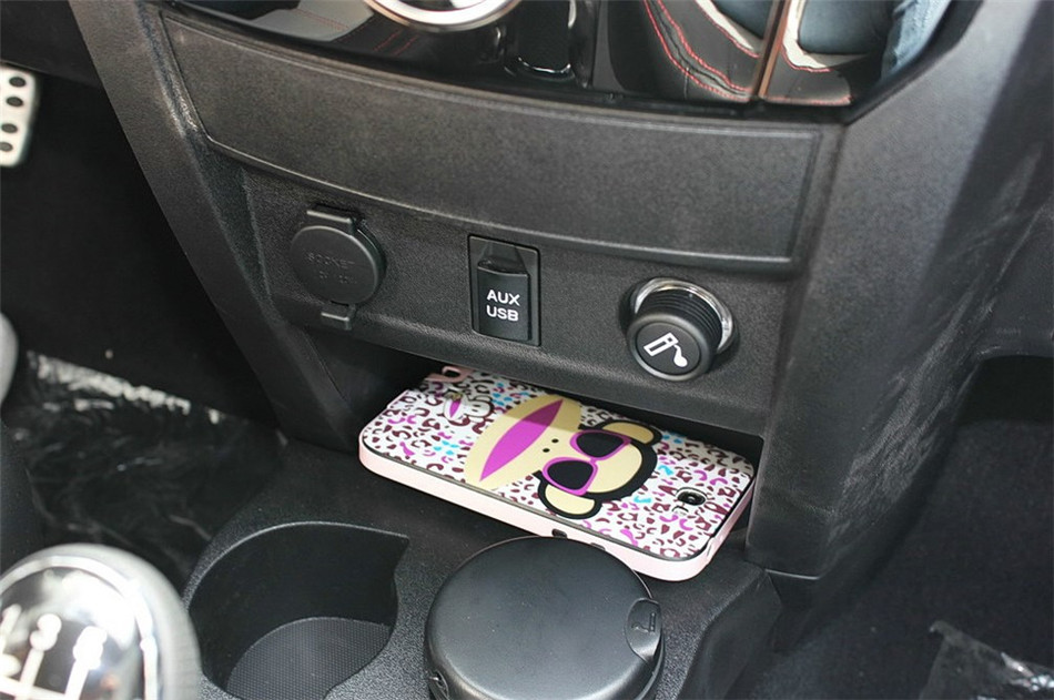 2014款 1.5L 两驱 MT 舒适型 内饰