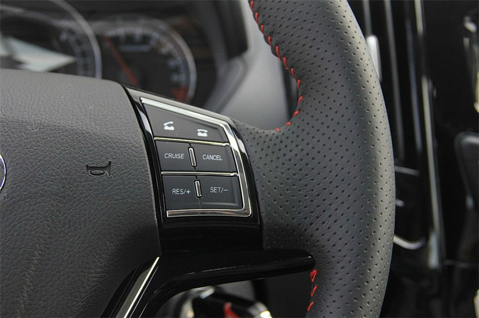 2014款 1.5L 两驱 MT 舒适型 内饰