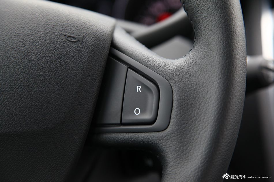 雷诺塔利斯曼实拍图