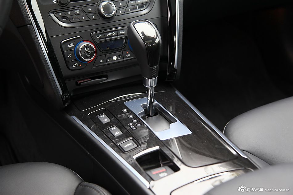 雷诺塔利斯曼实拍图