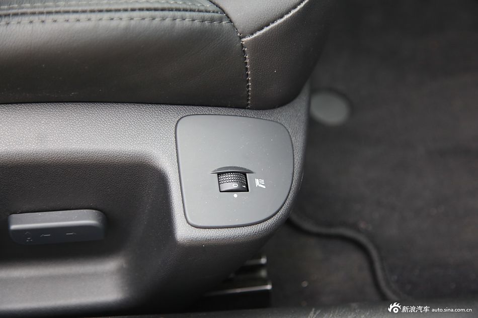 雷诺塔利斯曼实拍图