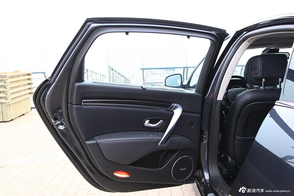 雷诺塔利斯曼实拍图