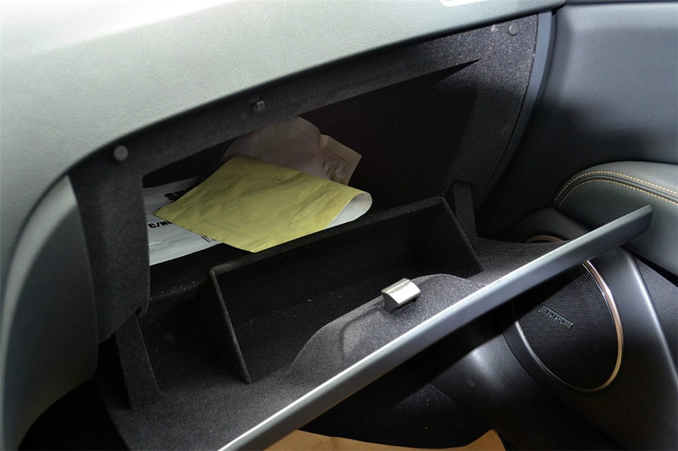 塔利斯曼 2012款 3.5L AT Nappa行政版 空间