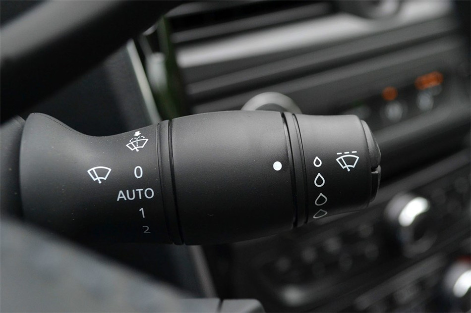 塔利斯曼 2012款 3.5L AT Nappa行政版 内饰