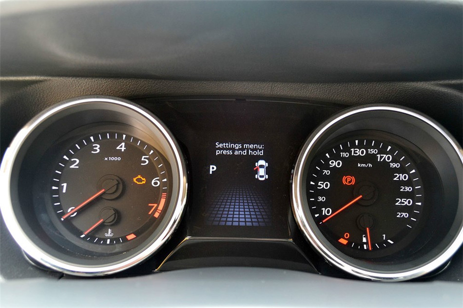 塔利斯曼 2012款 3.5L AT Nappa行政版 内饰